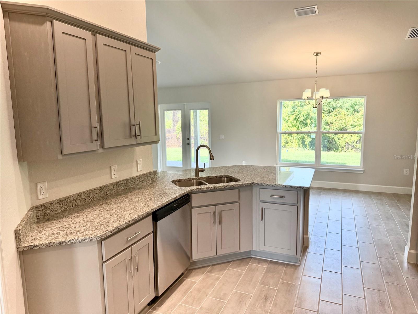 Image 4 of 25 For 9227 Newnan Circle
