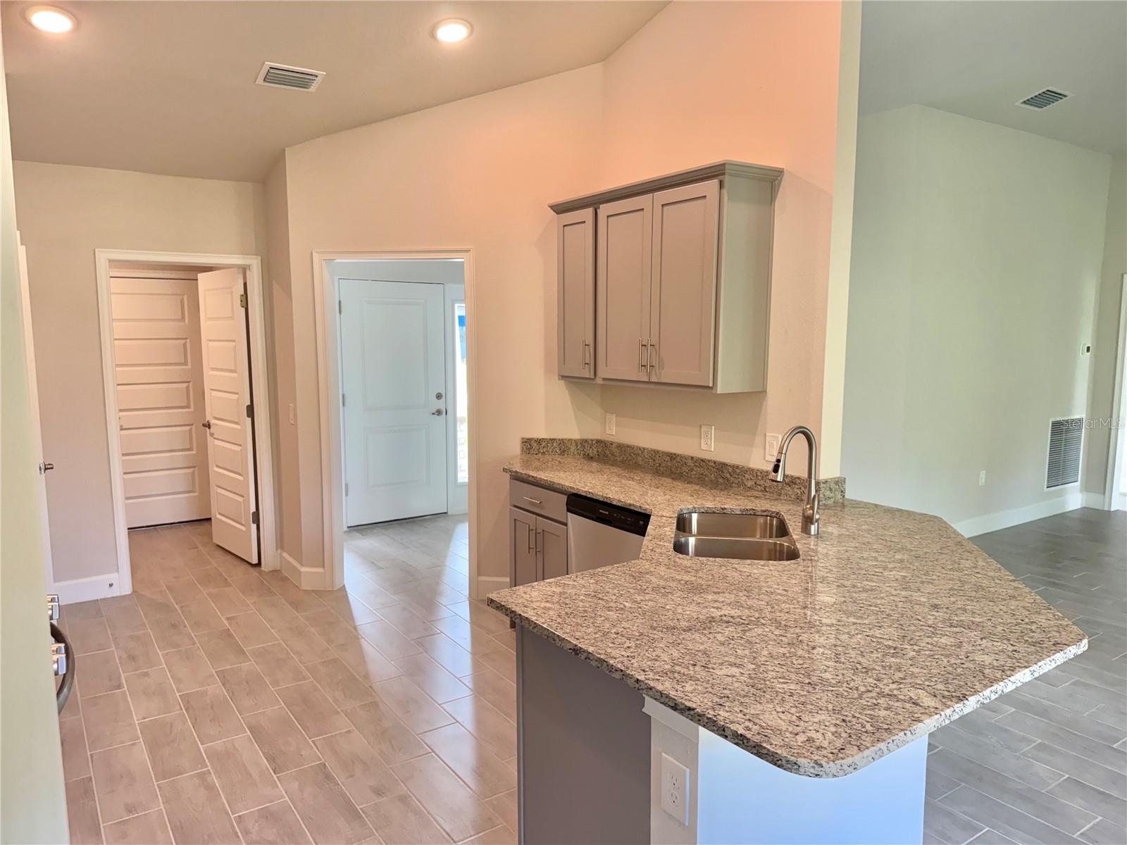 Image 6 of 25 For 9227 Newnan Circle
