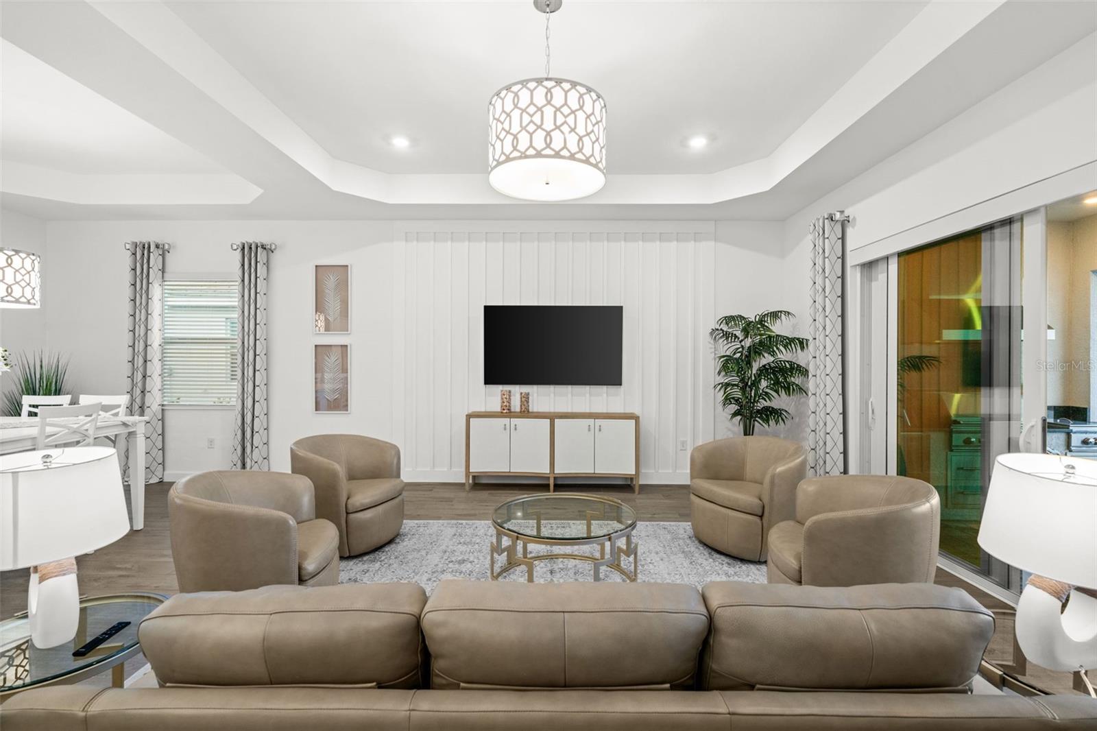 Image 15 of 47 For 15031 Pinehurst Lane