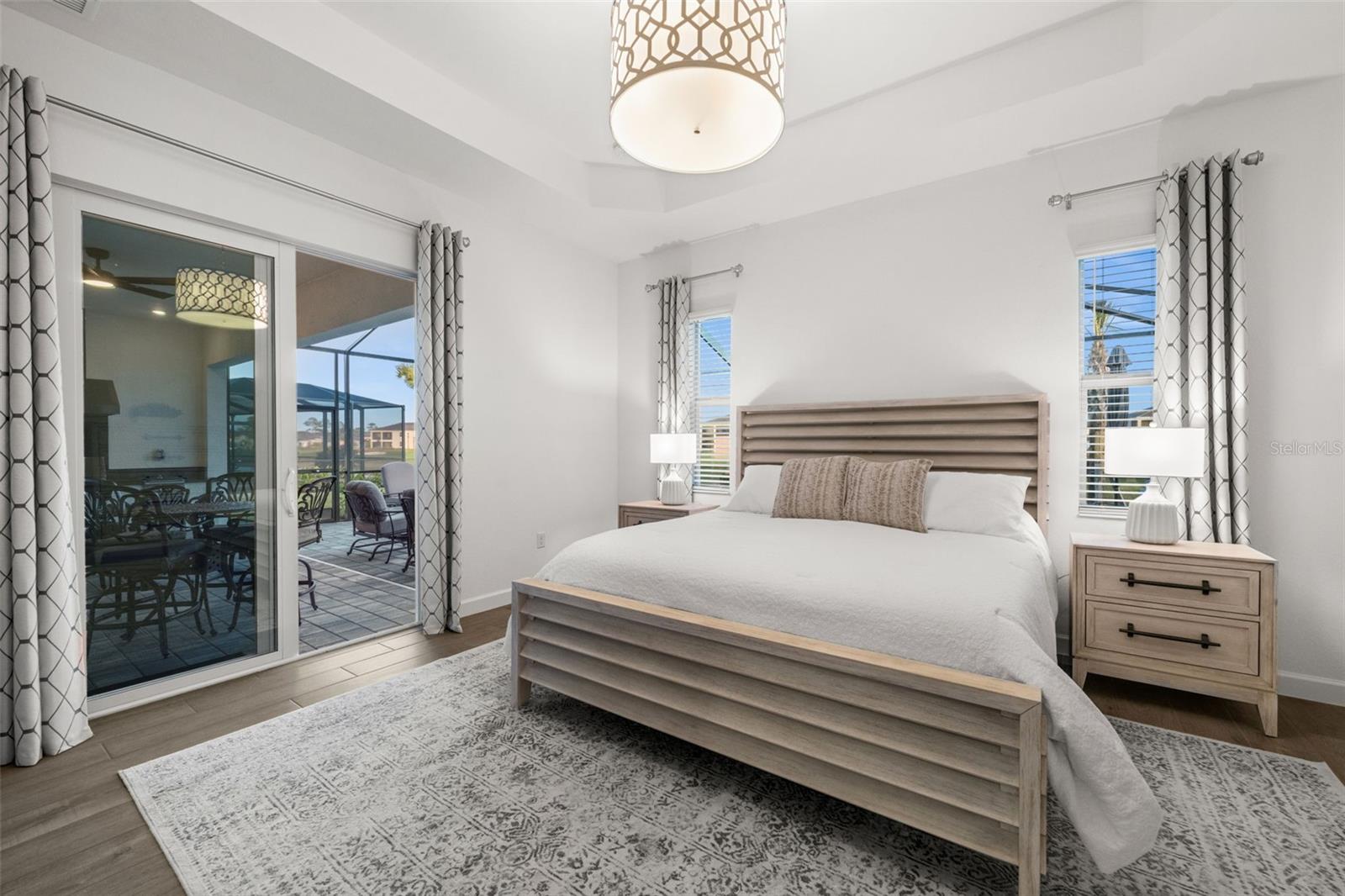 Image 21 of 47 For 15031 Pinehurst Lane