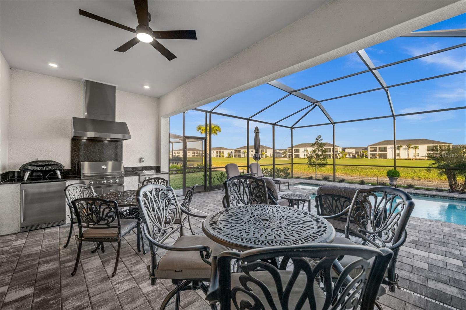 Image 30 of 47 For 15031 Pinehurst Lane