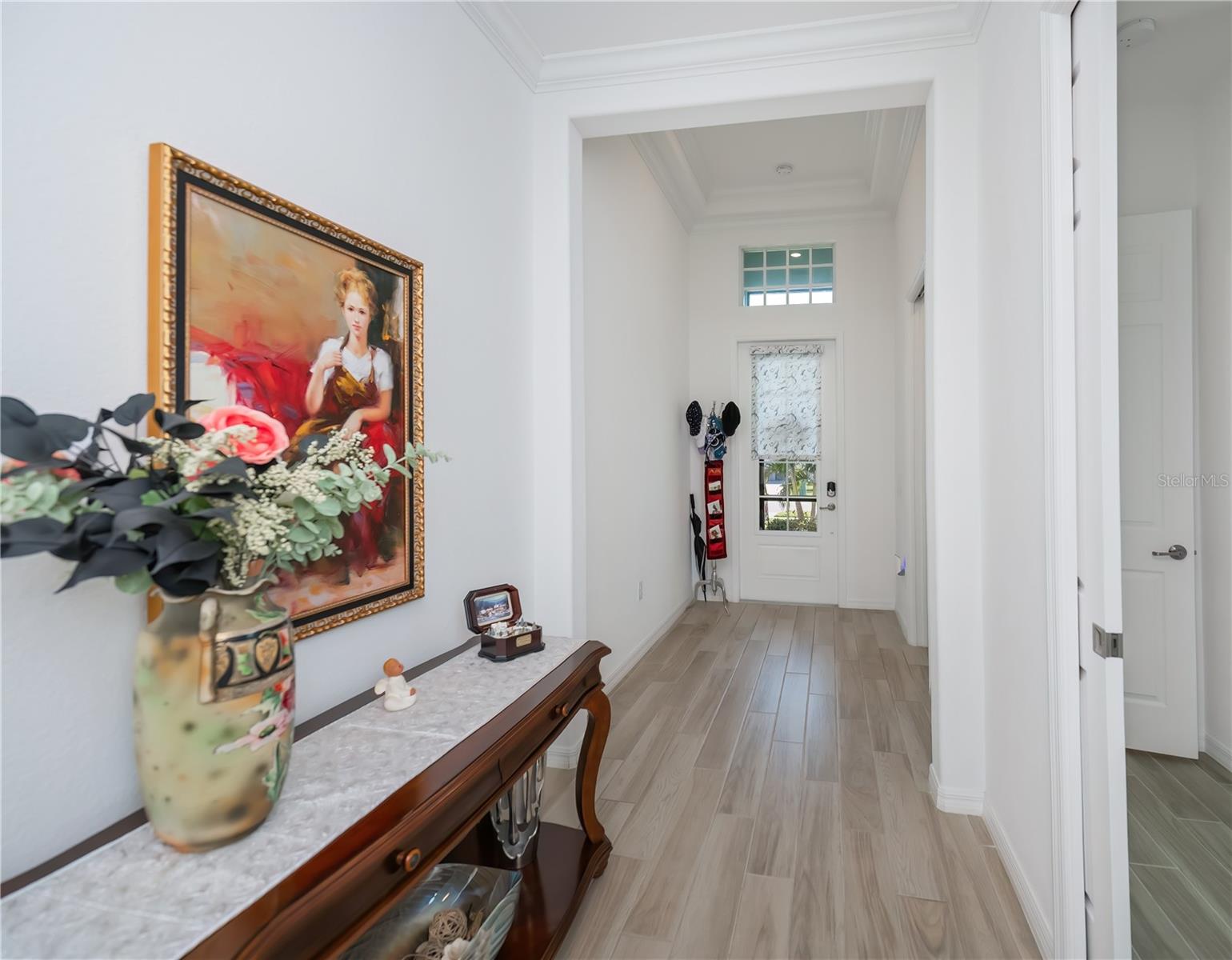 Image 12 of 82 For 25325 Longmeadow Drive