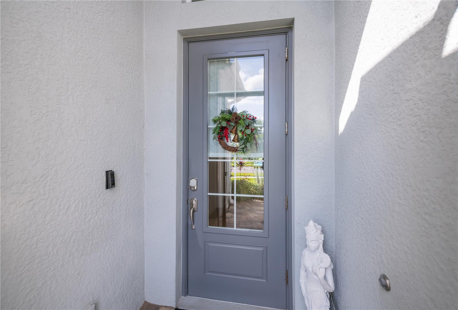 Image 13 of 82 For 25325 Longmeadow Drive