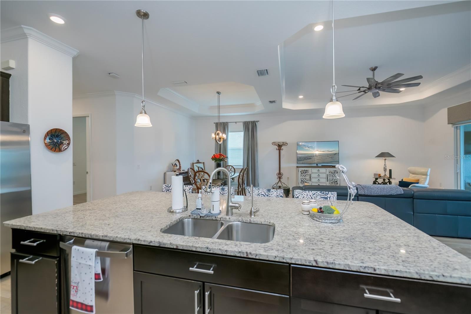 Image 27 of 82 For 25325 Longmeadow Drive