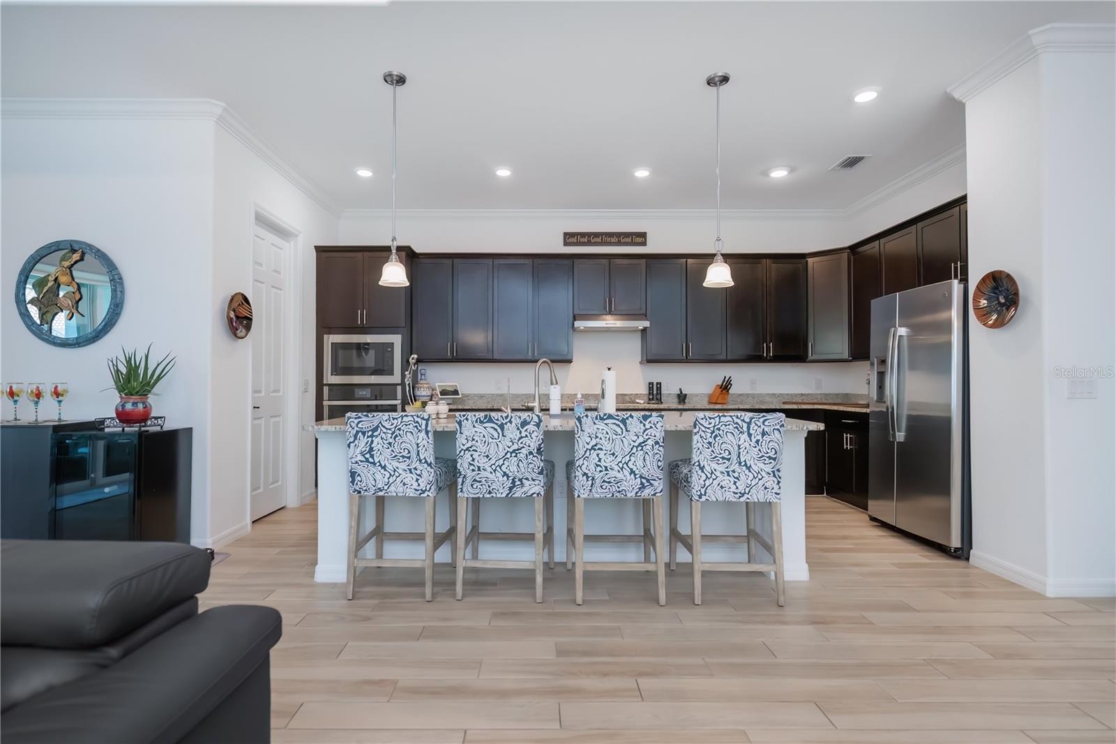 Image 29 of 82 For 25325 Longmeadow Drive