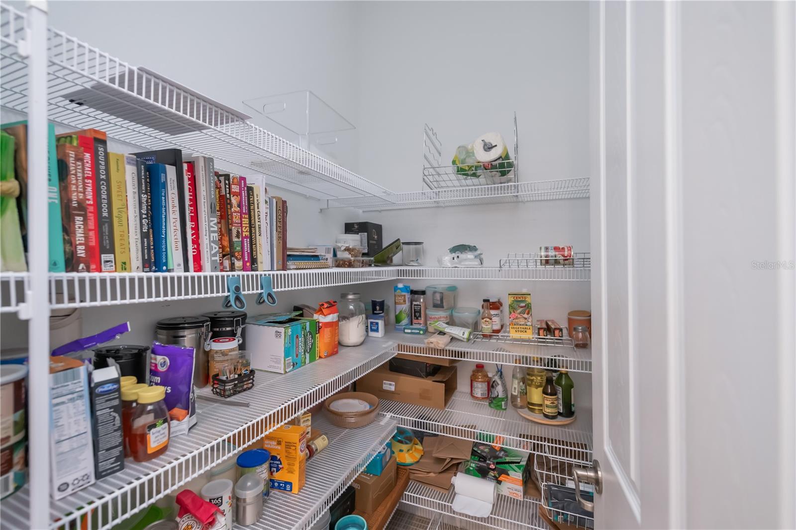 Image 30 of 82 For 25325 Longmeadow Drive