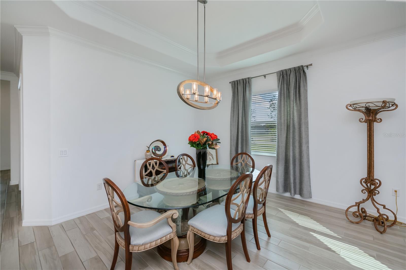 Image 31 of 82 For 25325 Longmeadow Drive