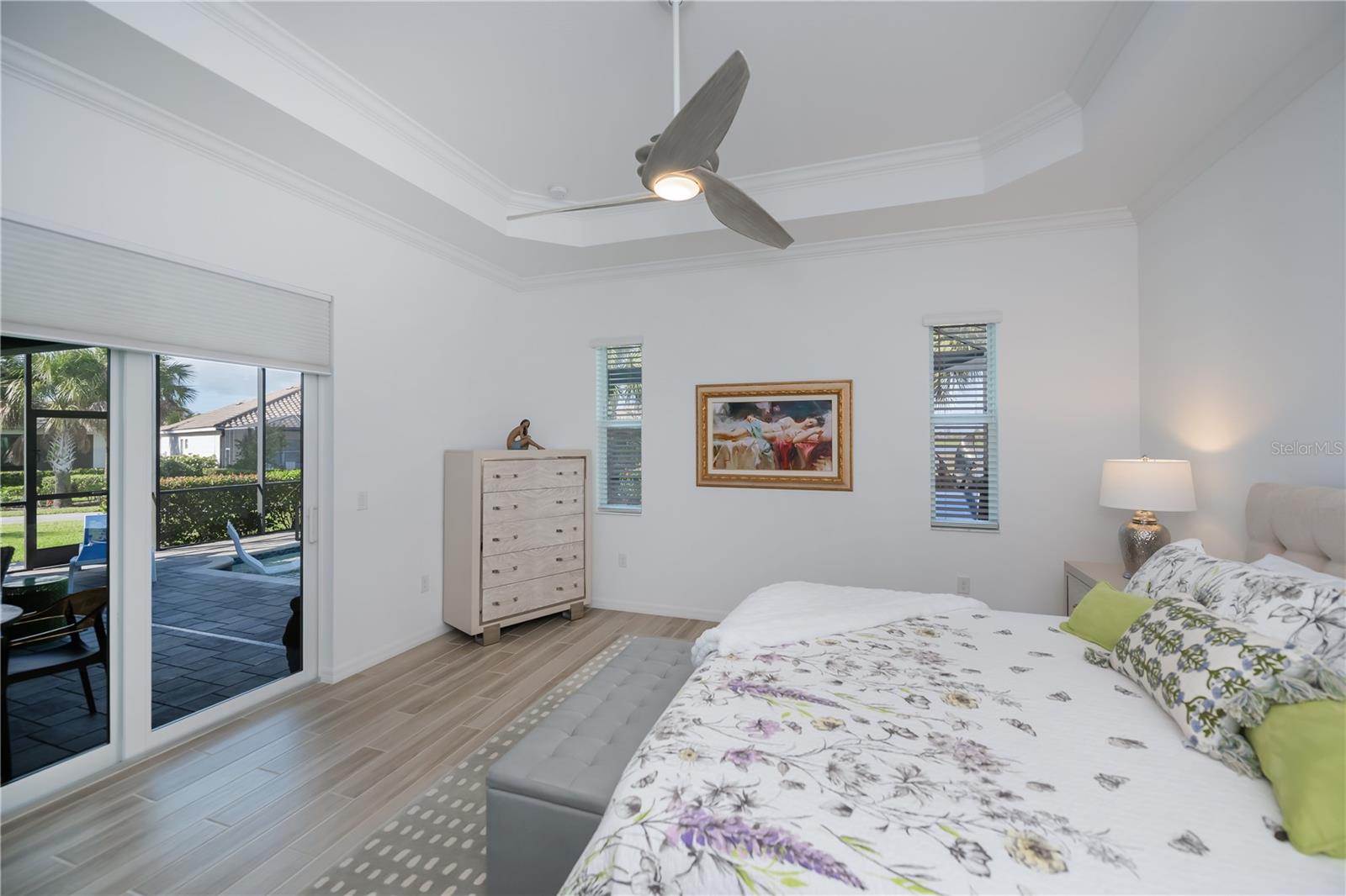 Image 33 of 82 For 25325 Longmeadow Drive