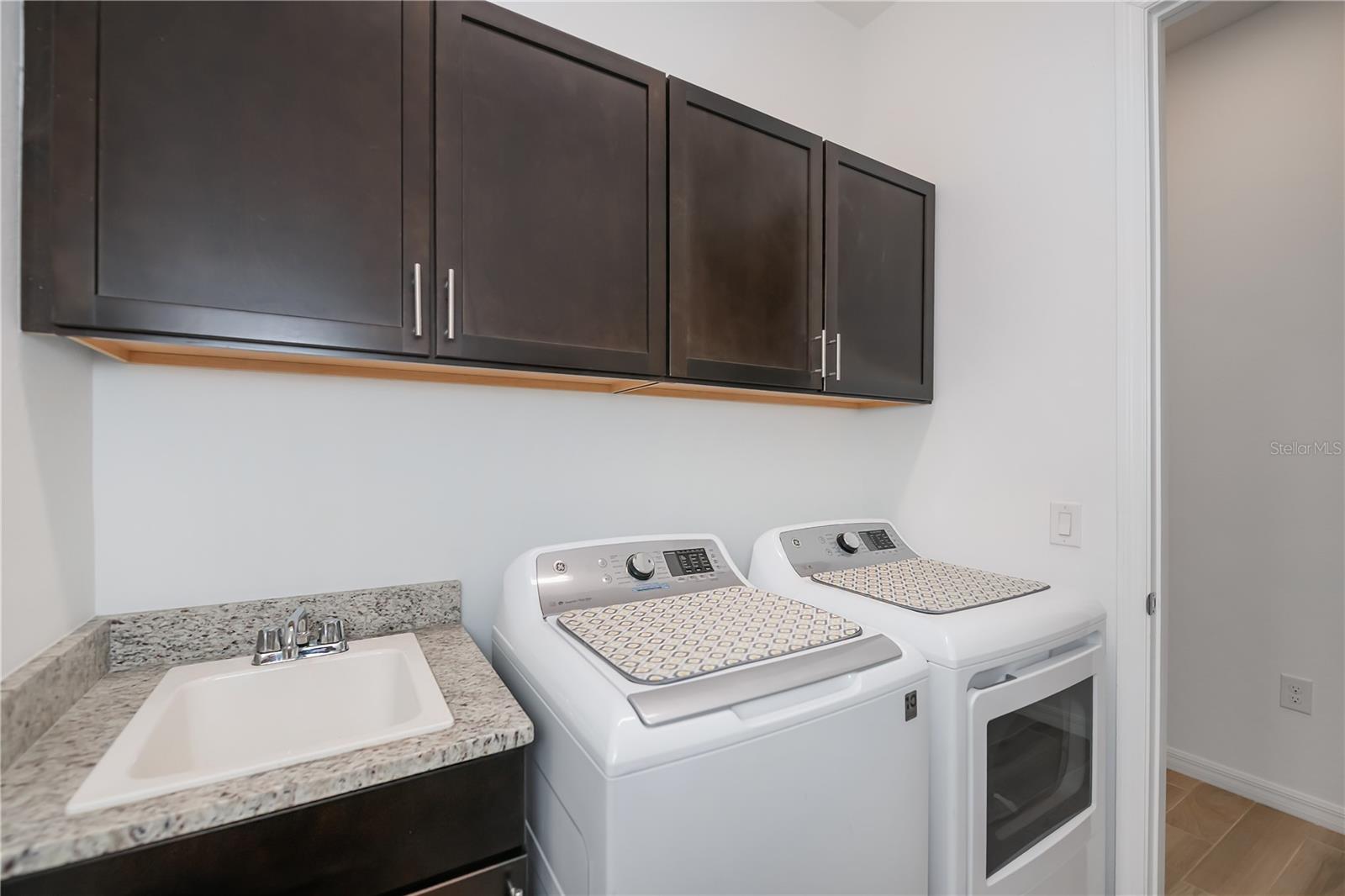 Image 55 of 82 For 25325 Longmeadow Drive