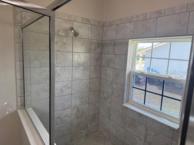 Image 11 of 20 For 18463 Van Nuys Circle