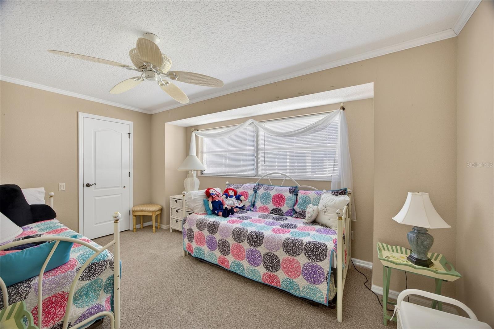 Listing photo id 16 for 1421 Rio De Janeiro Avenue