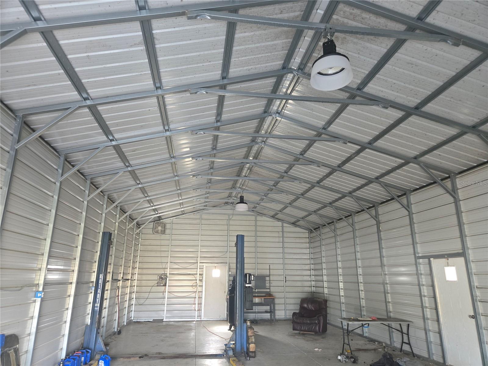 Image 18 of 19 For 1981 Piggy Back Road