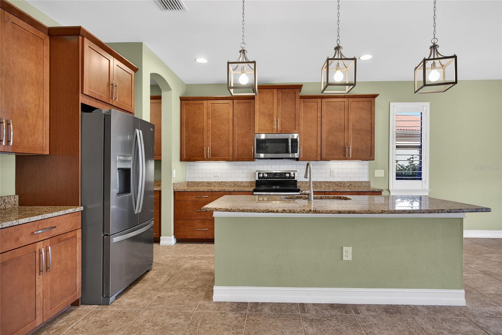 Image 11 of 54 For 1048 Bradberry Drive