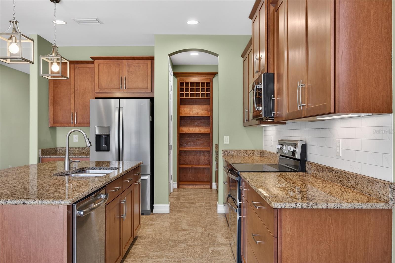 Image 12 of 54 For 1048 Bradberry Drive