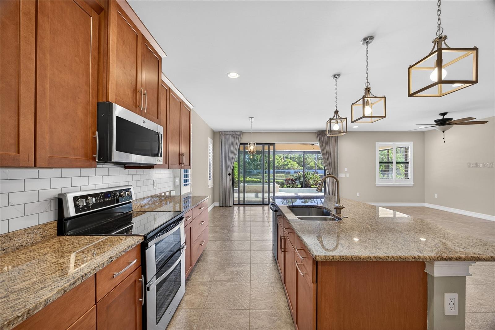 Image 13 of 54 For 1048 Bradberry Drive