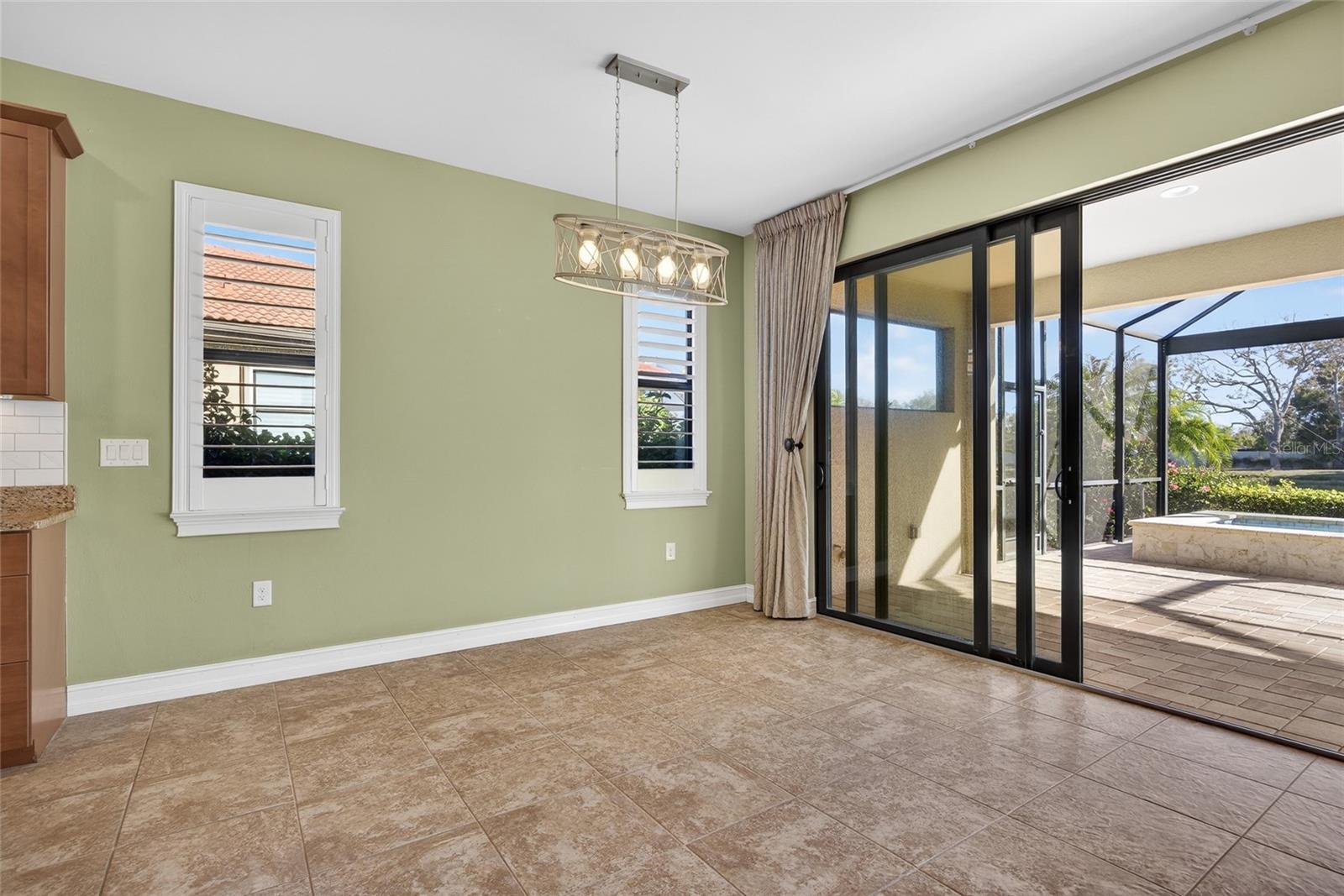 Image 16 of 54 For 1048 Bradberry Drive