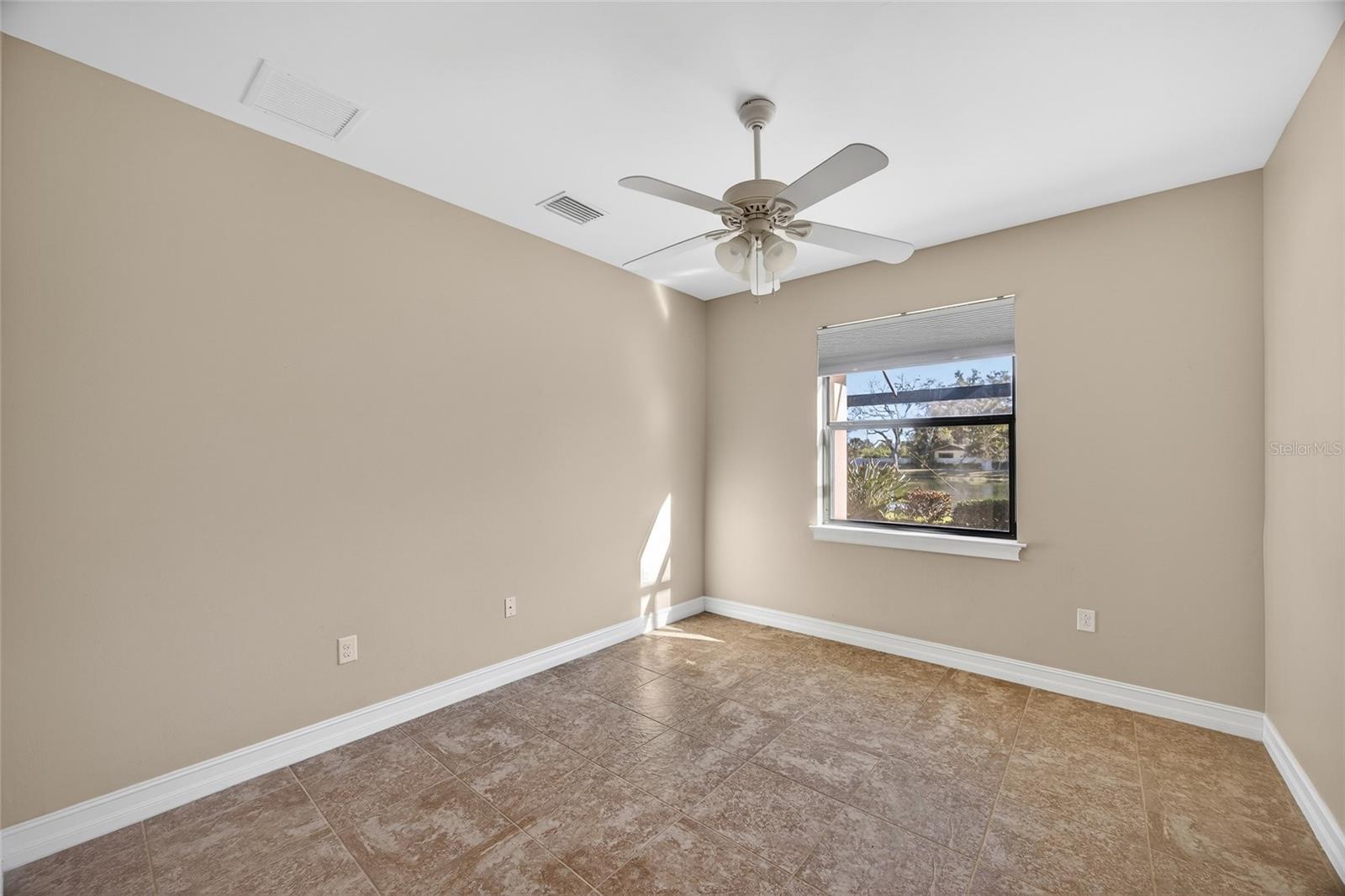 Image 17 of 54 For 1048 Bradberry Drive