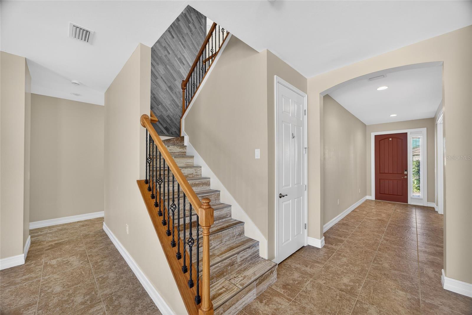 Image 19 of 54 For 1048 Bradberry Drive