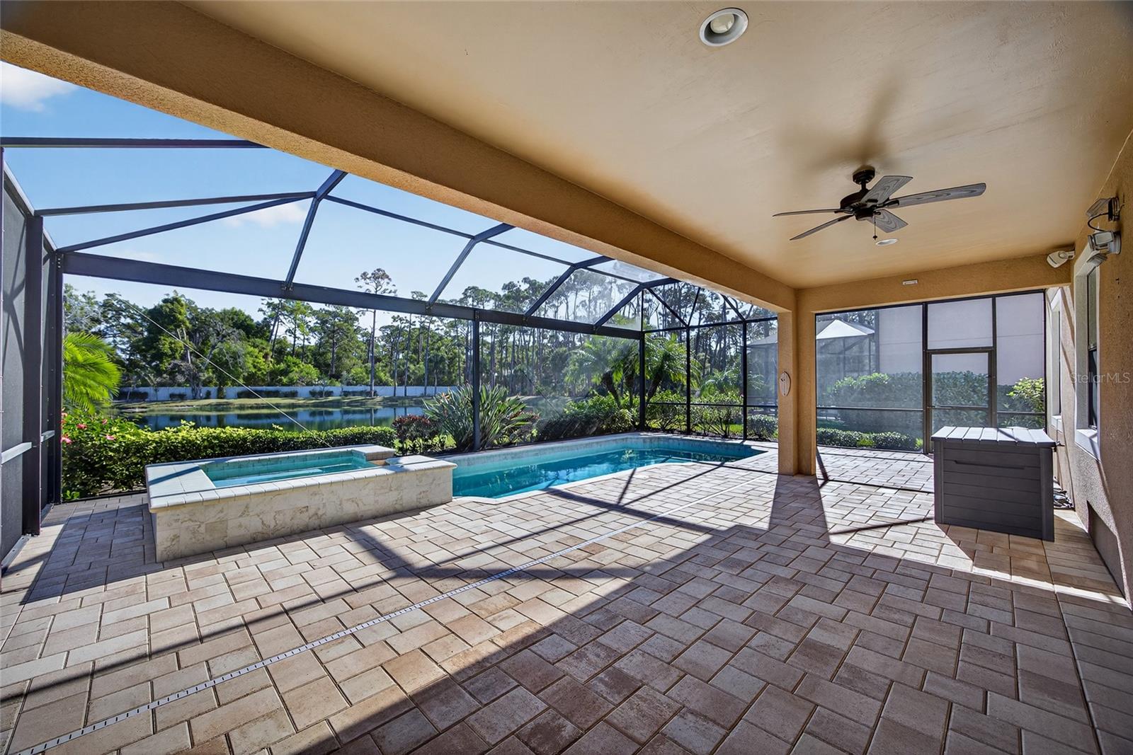 Image 36 of 54 For 1048 Bradberry Drive