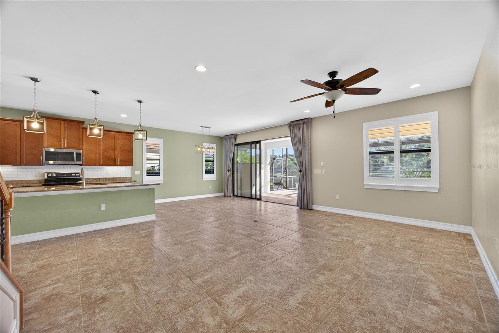 Image 9 of 54 For 1048 Bradberry Drive