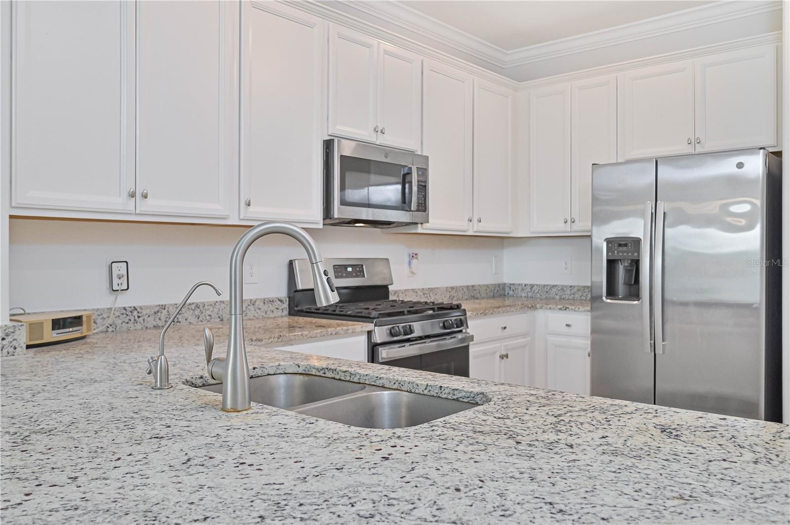 Image 11 of 28 For 17861 Woodland Court