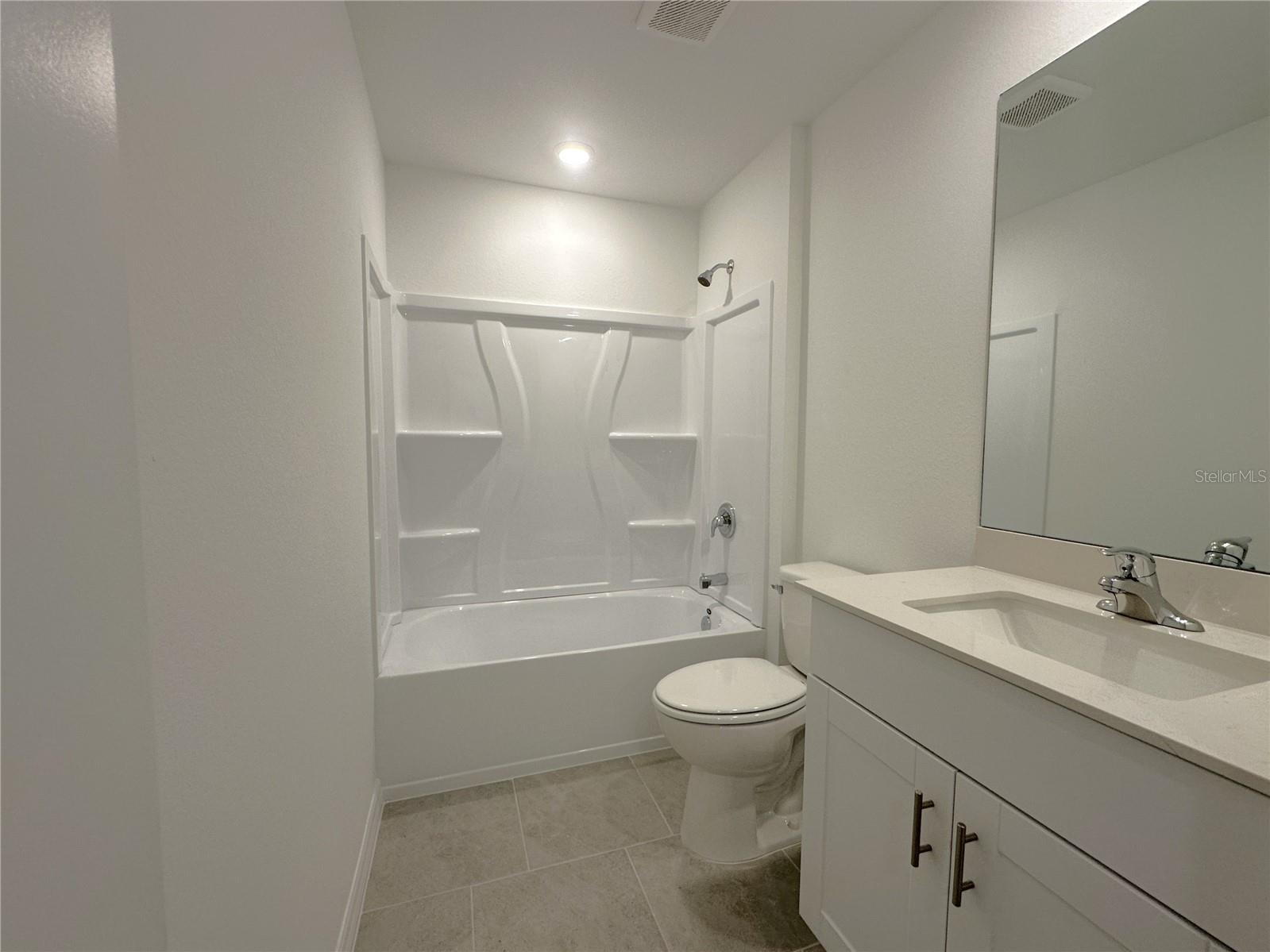 Image 17 of 38 For 11819 Cloverly Lane