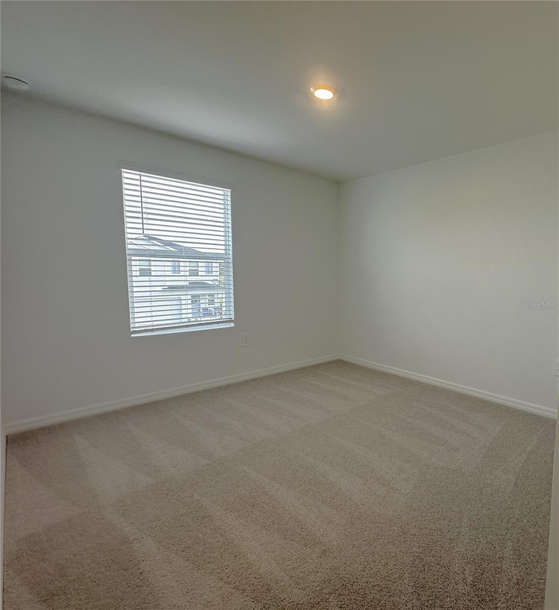 Image 18 of 38 For 11819 Cloverly Lane