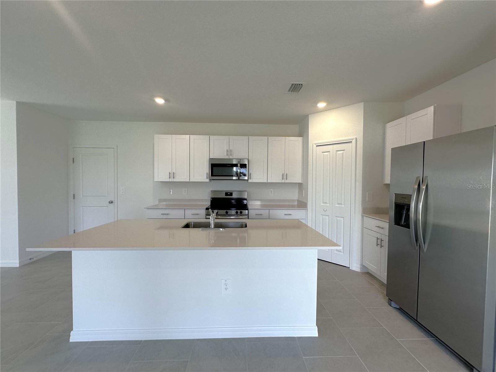 Image 5 of 38 For 11819 Cloverly Lane