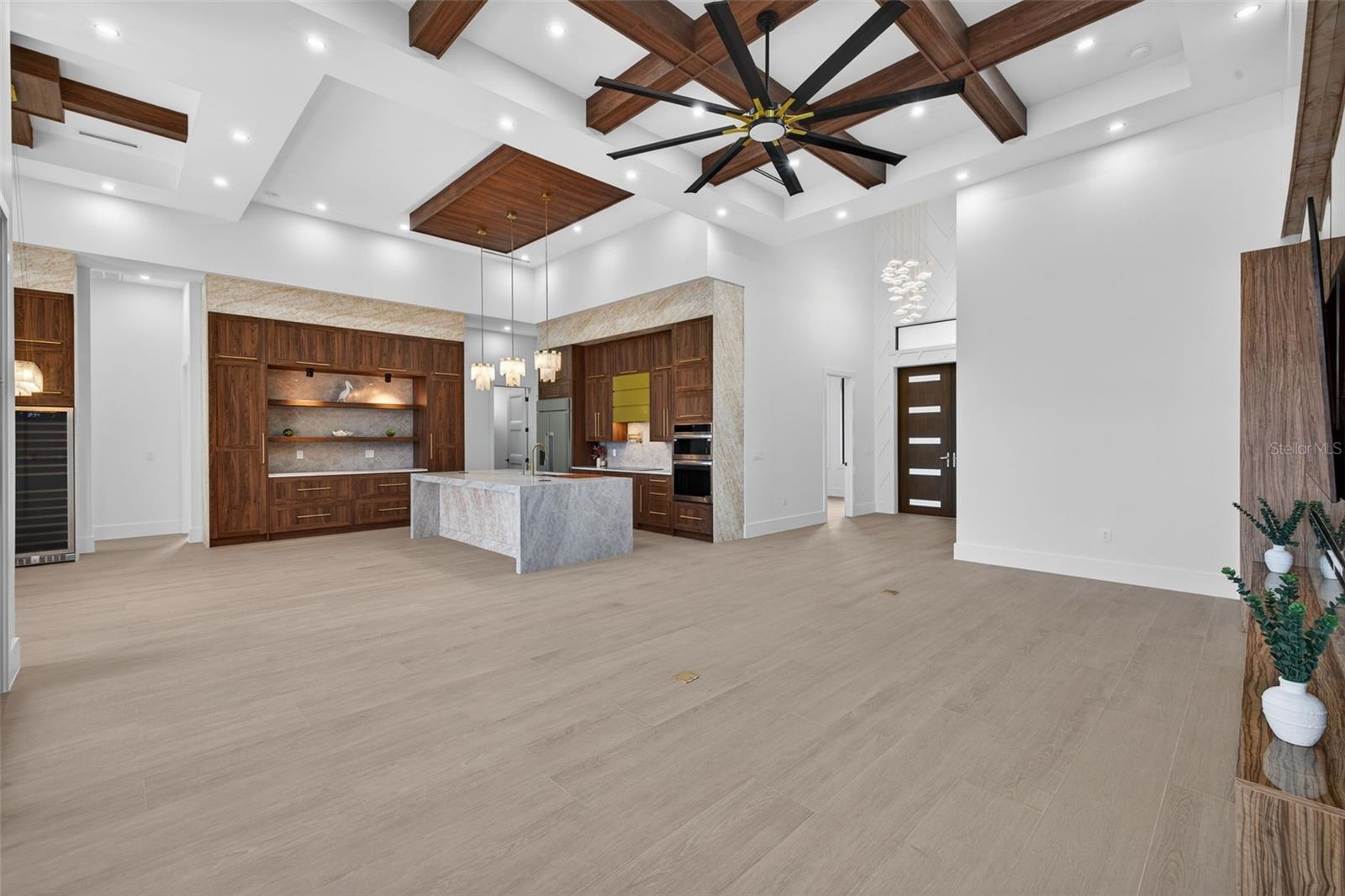 Image 10 of 61 For 2824 35th Street