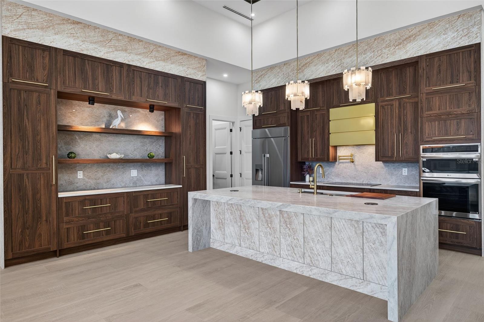 Image 14 of 61 For 2824 35th Street