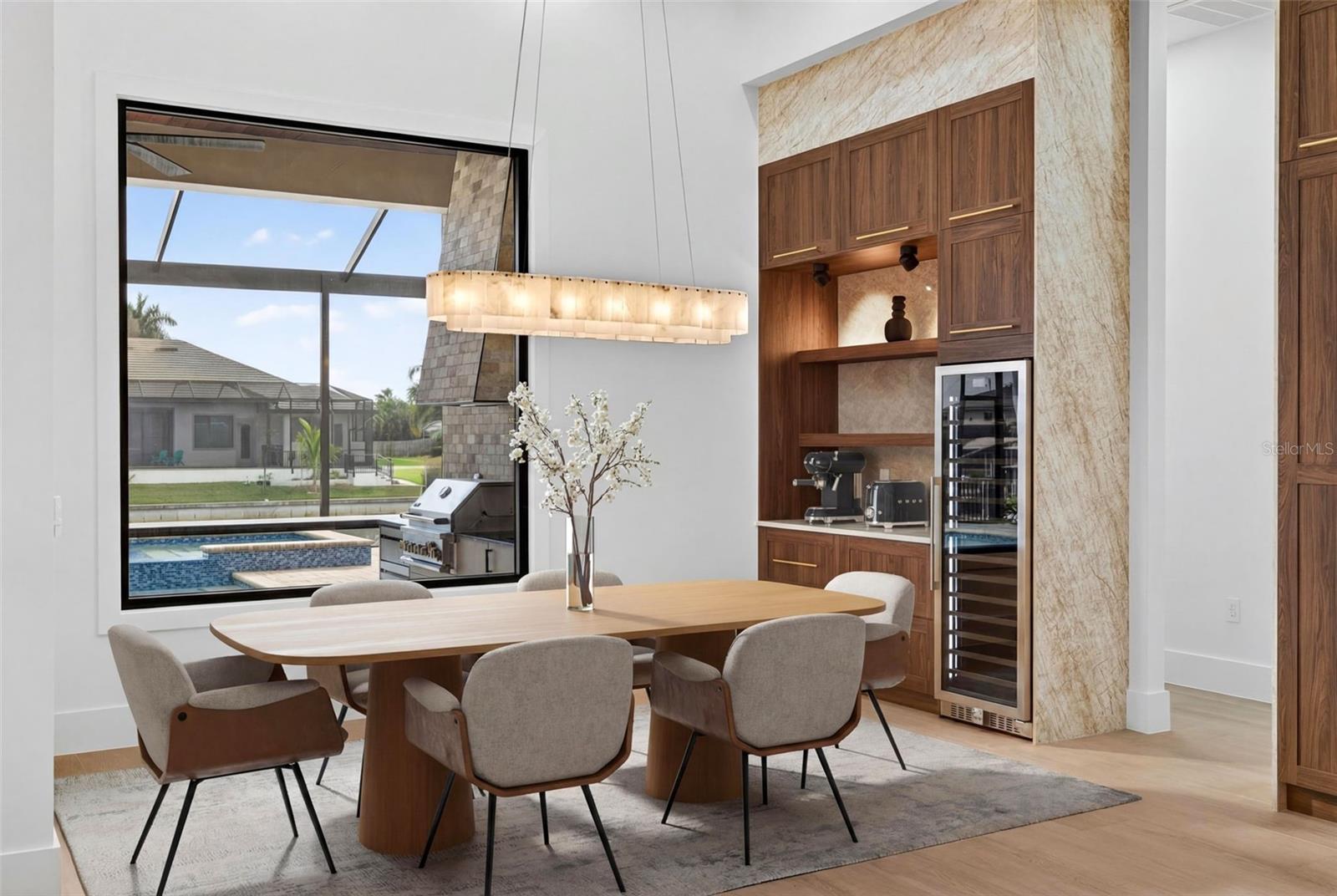 Image 18 of 61 For 2824 35th Street