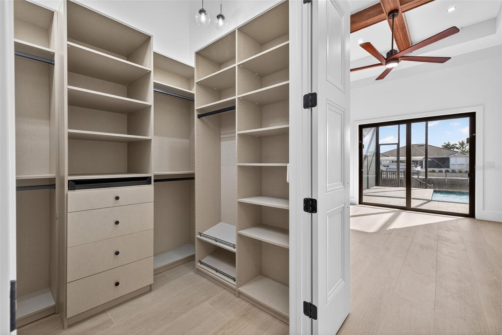 Image 25 of 61 For 2824 35th Street