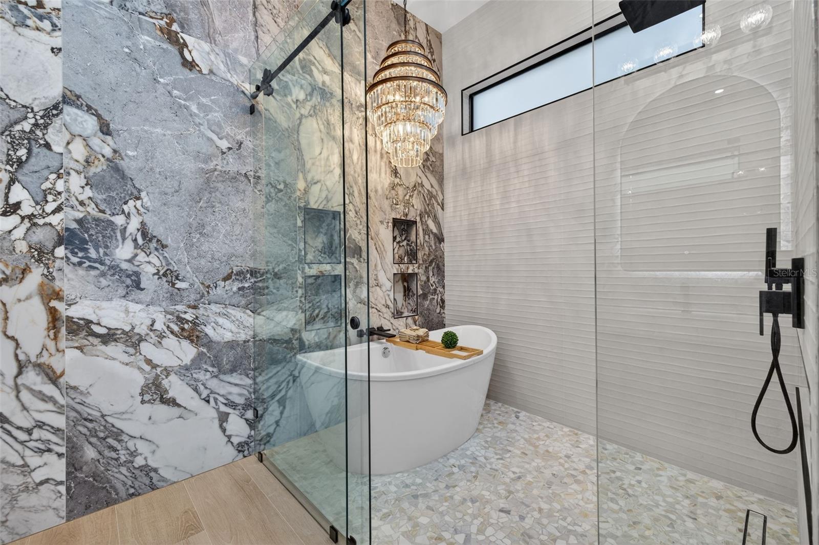 Image 28 of 61 For 2824 35th Street