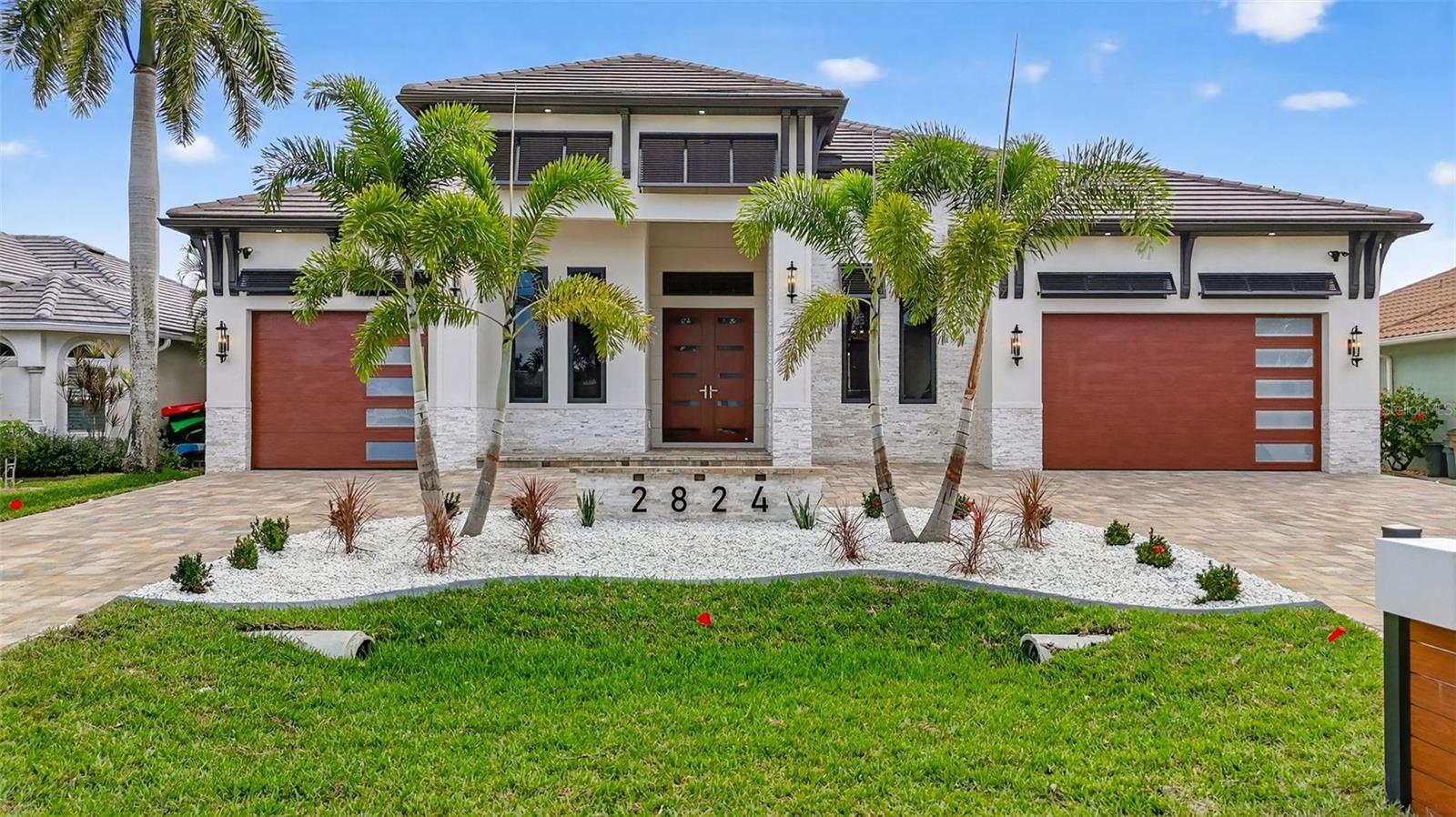 Image 3 of 61 For 2824 35th Street