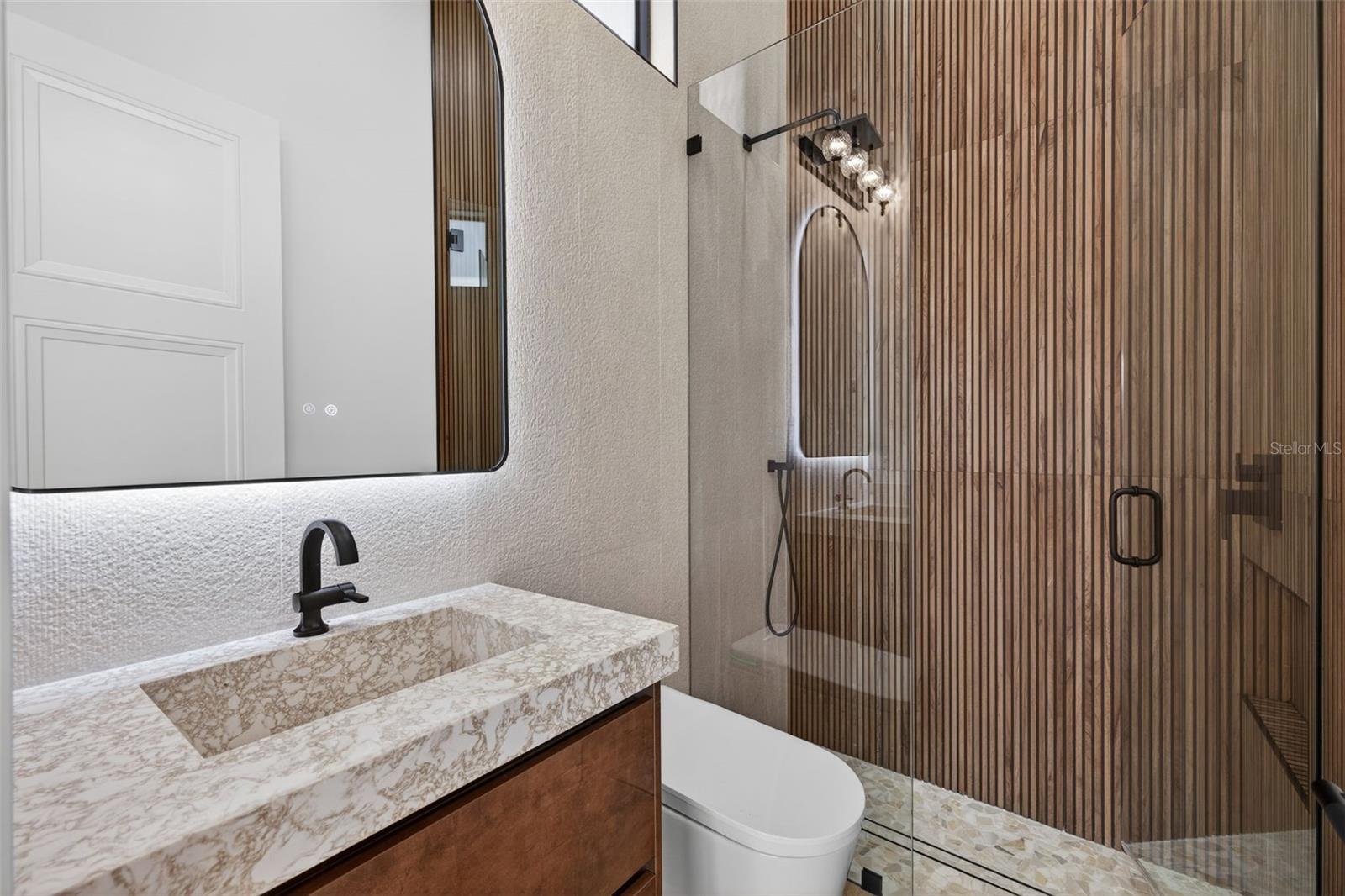 Image 36 of 61 For 2824 35th Street