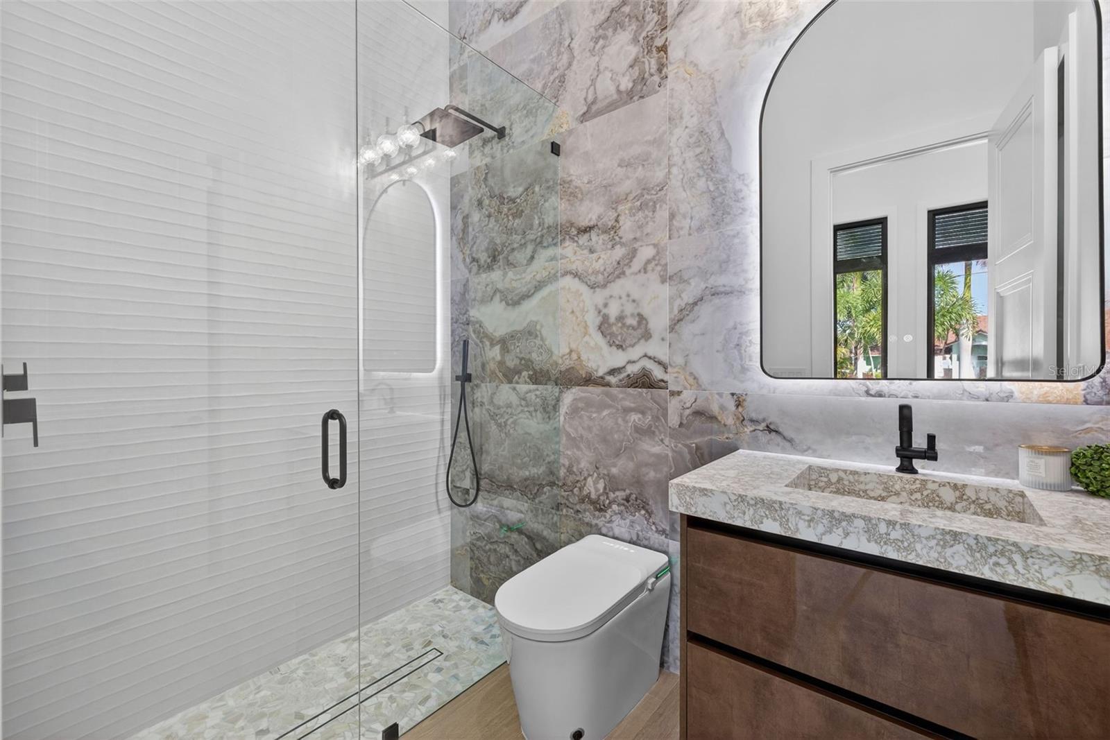 Image 39 of 61 For 2824 35th Street