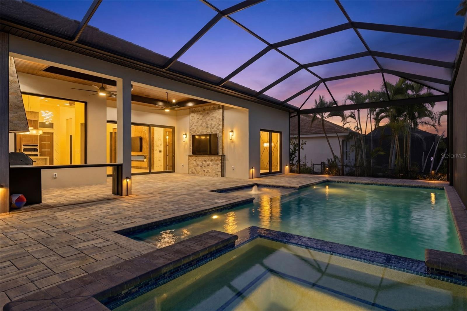 Image 4 of 61 For 2824 35th Street