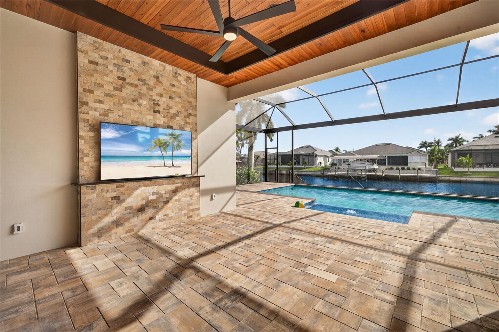 Image 42 of 61 For 2824 35th Street