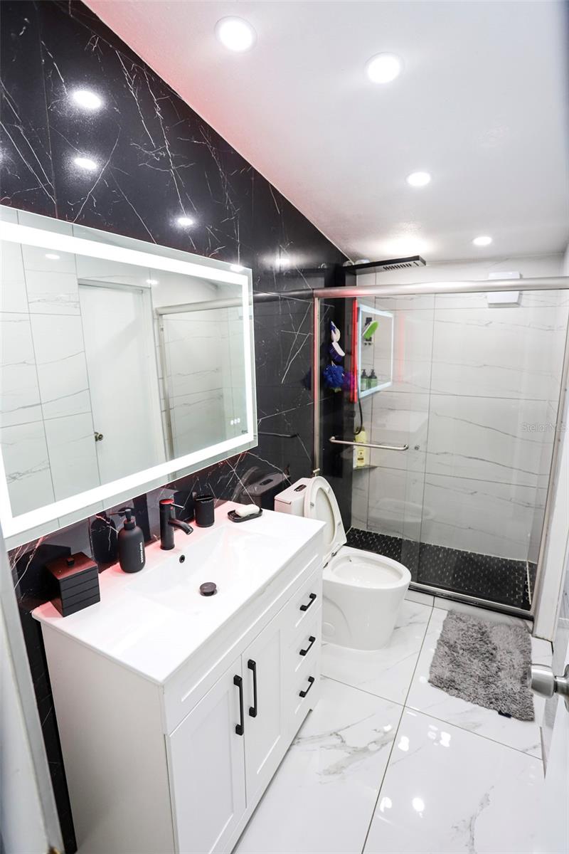 Image 13 of 33 For 41 Ferguson Lane