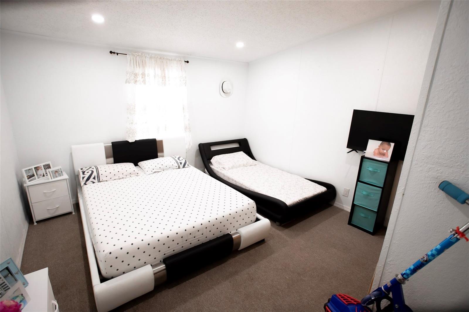 Image 14 of 33 For 41 Ferguson Lane