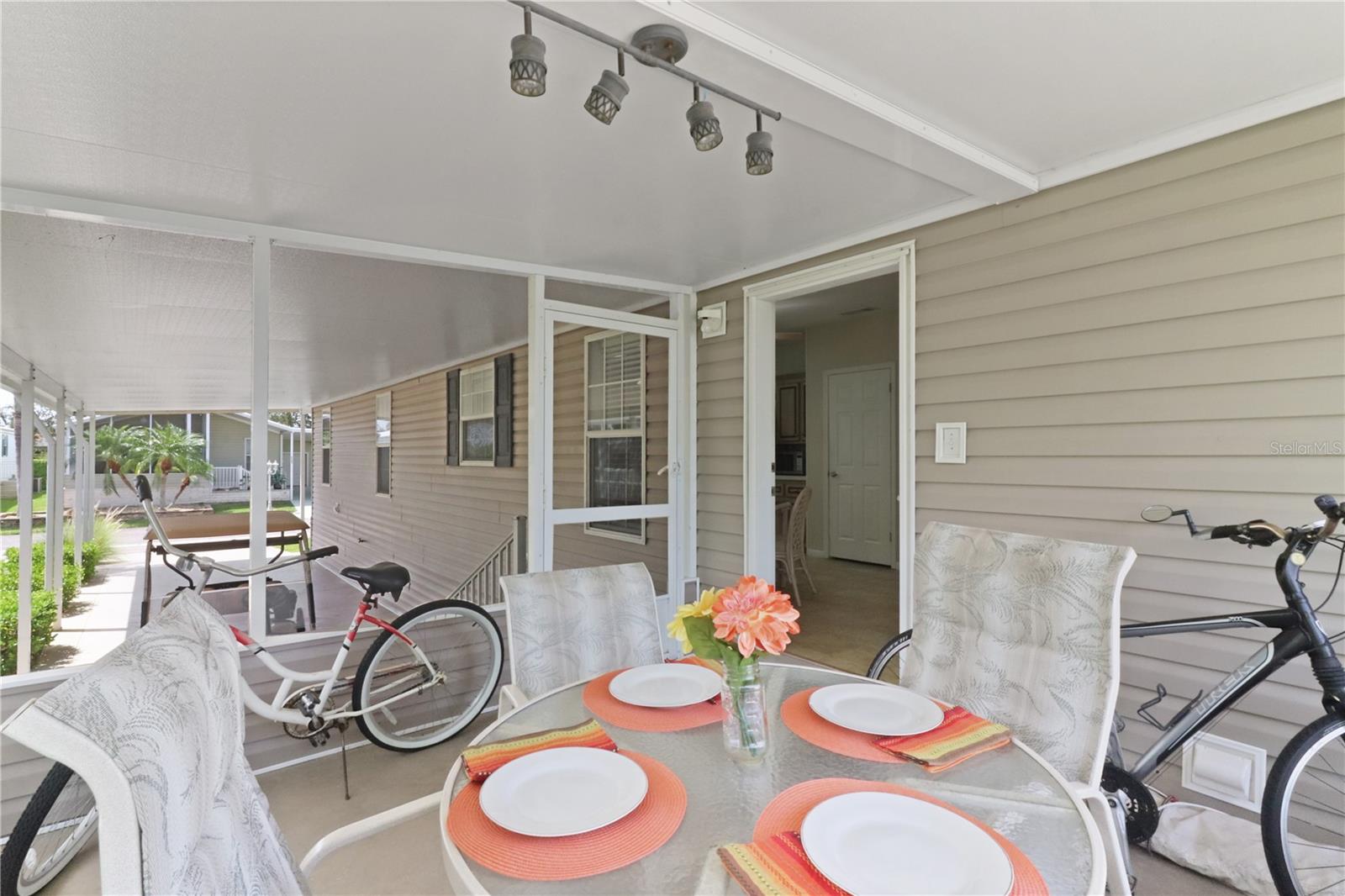 Image 33 of 93 For 2100 Kings Highway 742