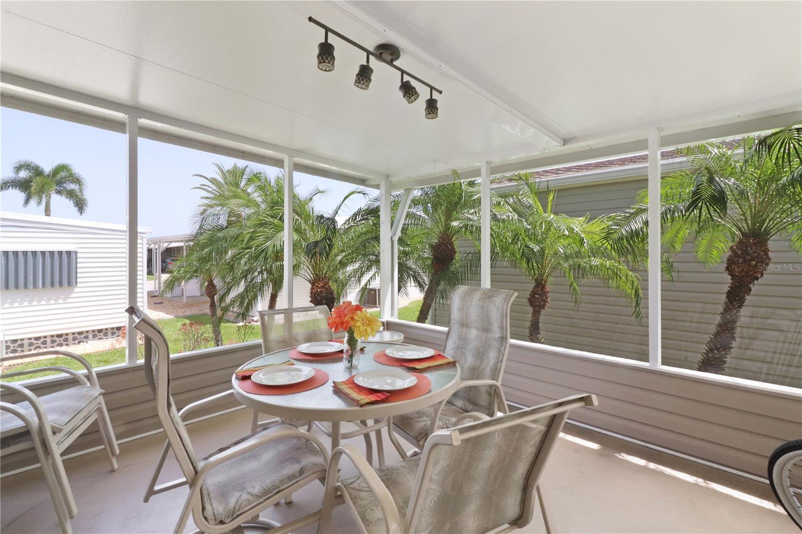 Image 35 of 93 For 2100 Kings Highway 742