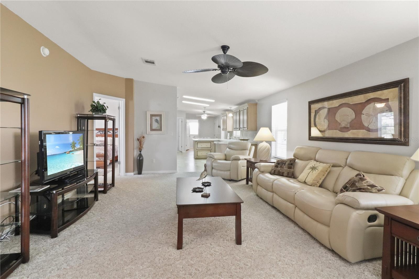 Image 9 of 93 For 2100 Kings Highway 742