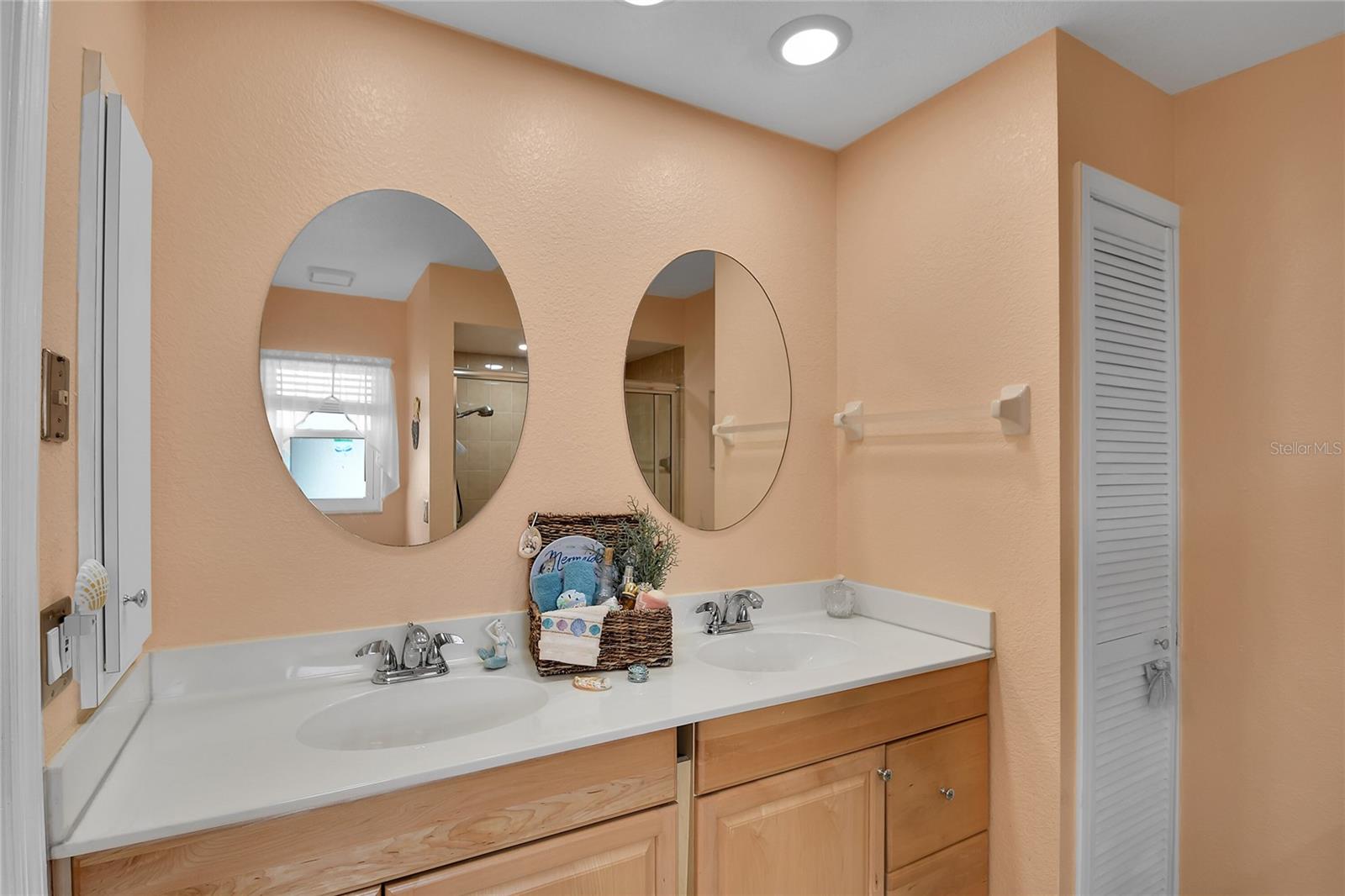 Image 31 of 50 For 2293 Rio De Janeiro Avenue