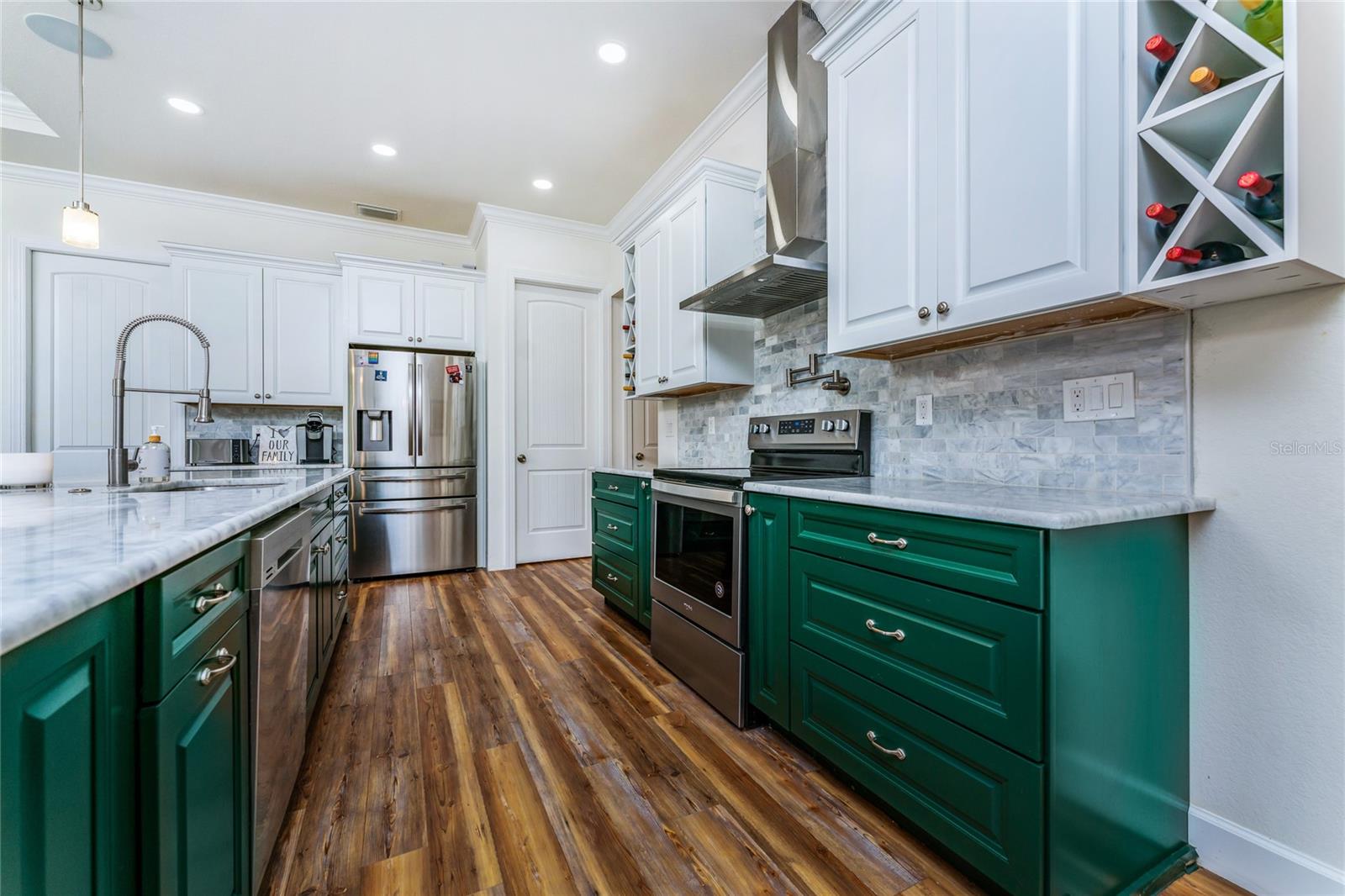 Image 15 of 73 For 14056 Hydrangea Avenue