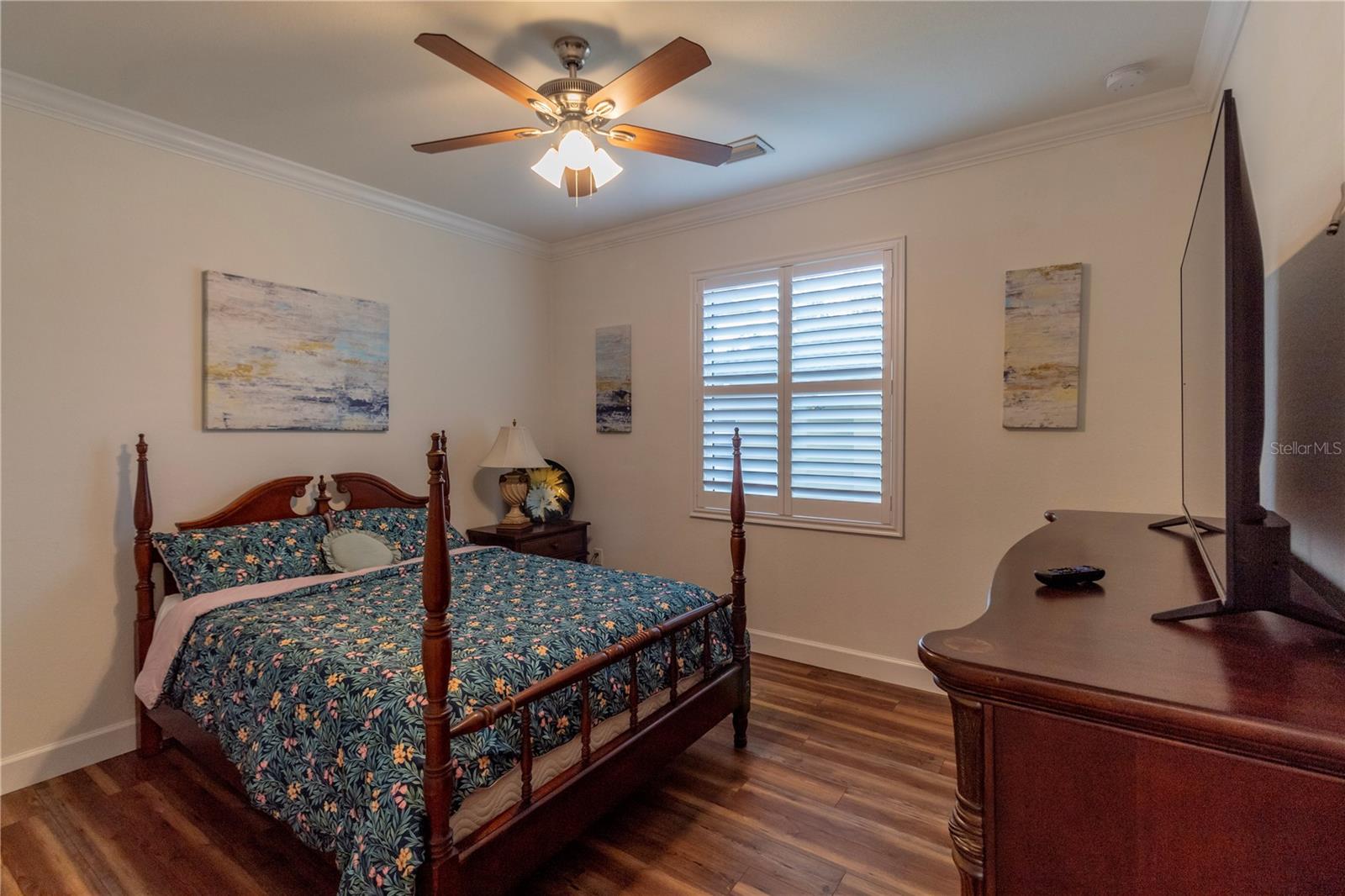 Image 26 of 73 For 14056 Hydrangea Avenue