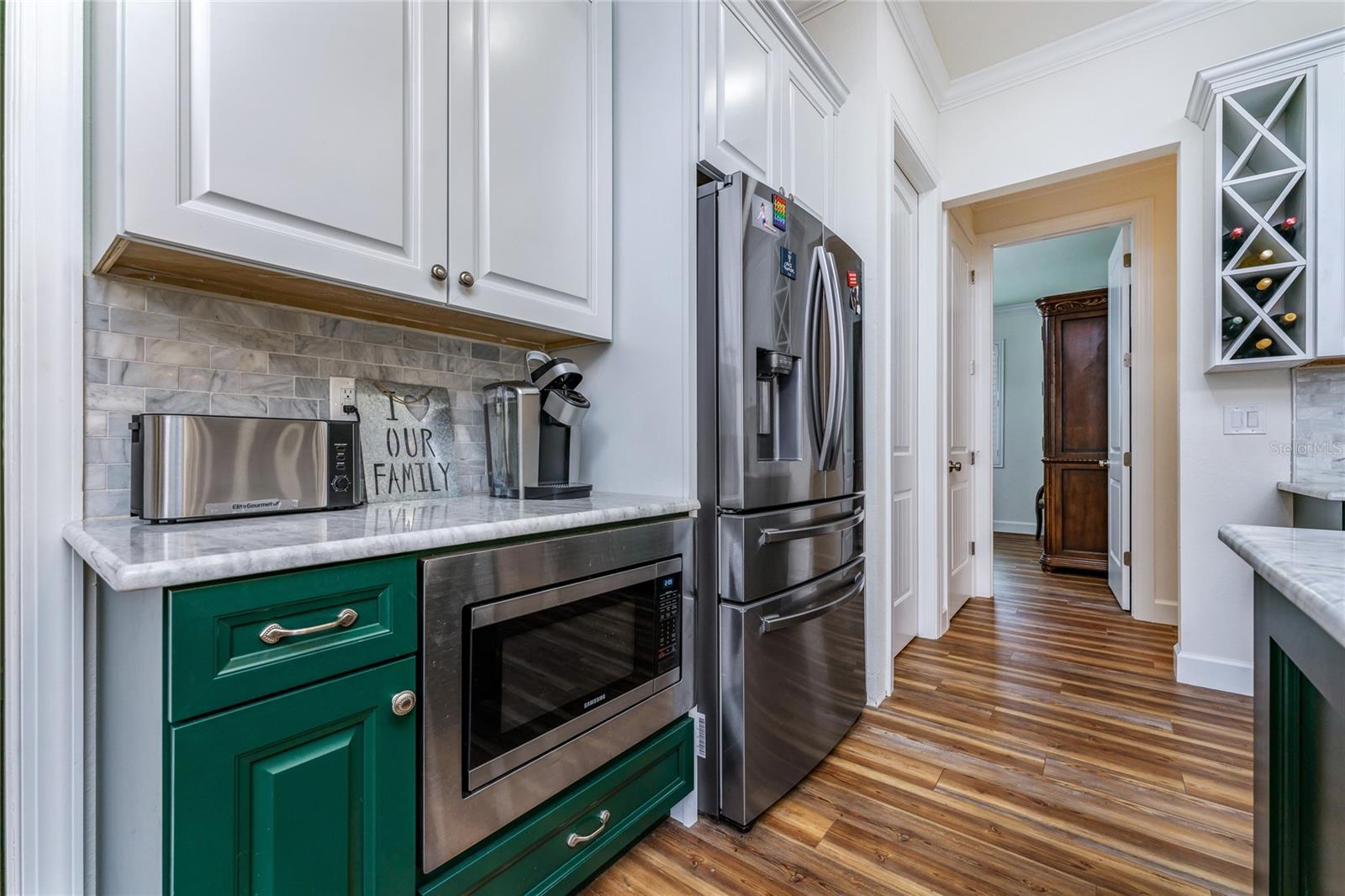 Image 53 of 73 For 14056 Hydrangea Avenue