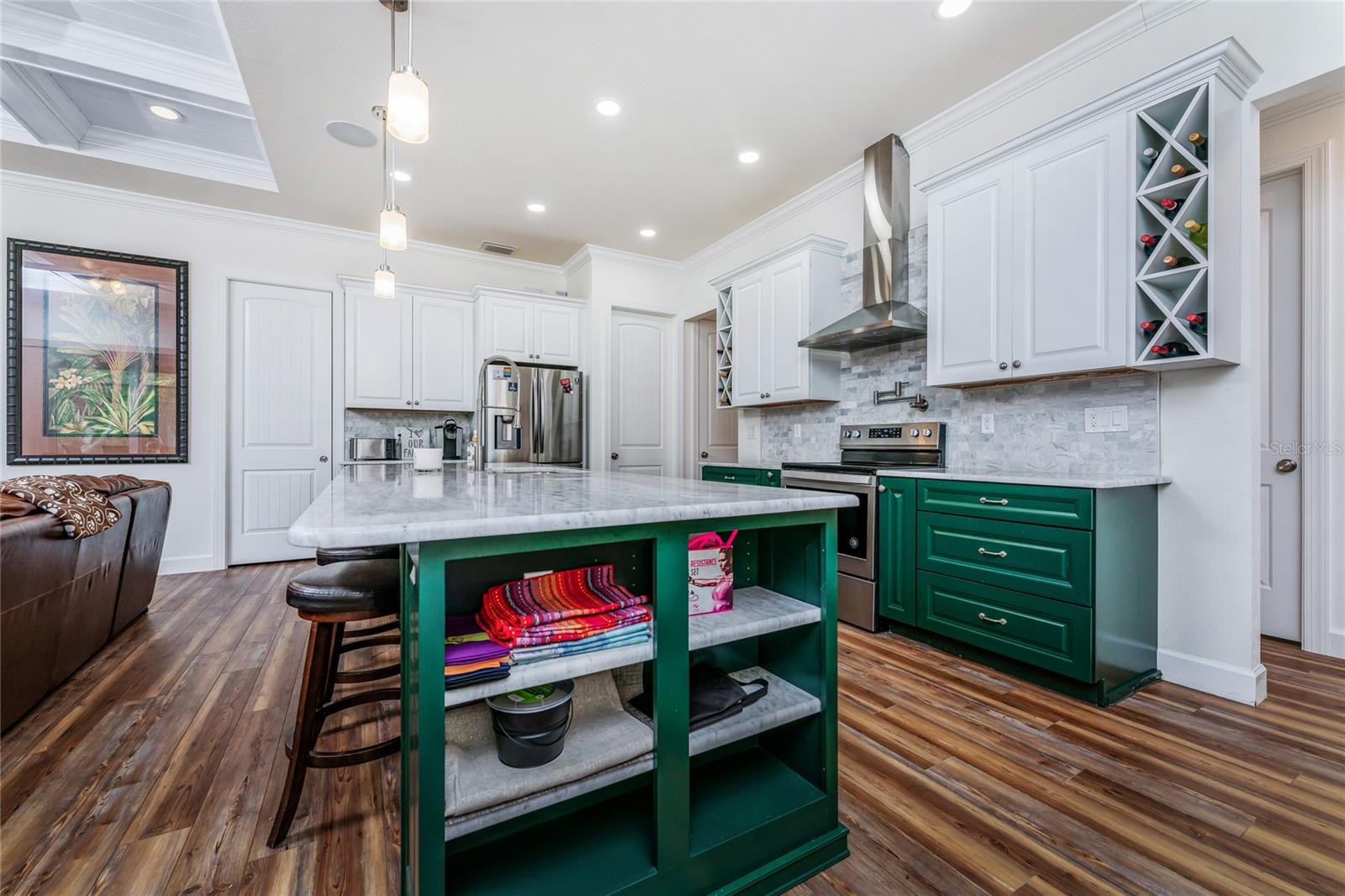 Image 54 of 73 For 14056 Hydrangea Avenue