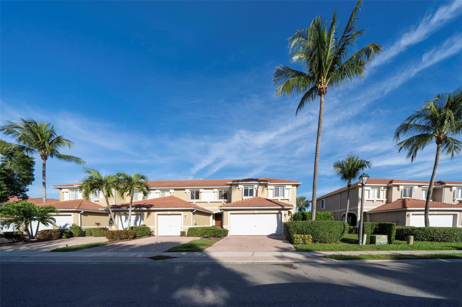 Image 40 of 64 For 3372 Dandolo Circle