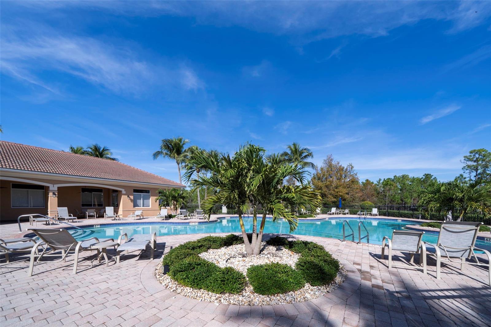 Image 59 of 64 For 3372 Dandolo Circle